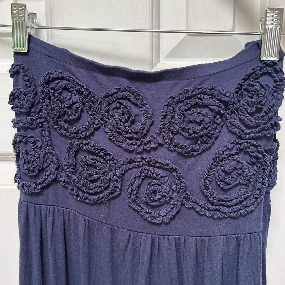 Strapless Maxi NavyBlue ‘Design History’ dress. Medium Elastic back panel. Soft!